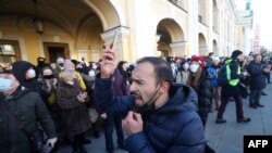 Протестная акция против вторжения России в Украину. Санкт-Петербург, 27 февраля 2022 г. 