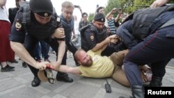 Акция протеста в центре Москвы. 12 июня 2019.