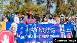 Đa số người Việt tuần hành chống kỳ thị người gốc Á ở Little Saigon là người trẻ